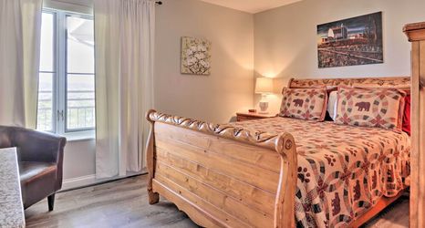 อื่นๆ 2 Condo w/ Golf Views: 2 Mi to Dollywood & Parkway!