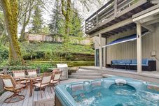 其他 West Linn Vacation Rental w/ Private Hot Tub