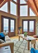 Primary image The Barn House: Caldwell Mtn Retreat w/ Hot Tub!