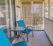 Others 5 Little River Condo w/ Community Pool & Hot Tub!