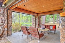 Others Ashland Lodge w/ Lake Views & Game Room Loft