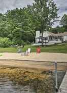 ภาพหลัก New Hampshire Home w/ Private Beach, Dock & Rafts!