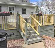 Others 3 Cozy Balsam Lake Home: Deck, Private Dock + Kayaks