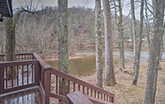 Lain-lain 5 Riverfront Elkins Home w/ Fireplace & Deck!