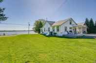 Lain-lain Idyllic Retreat w/ Lake Views - Near Marina!