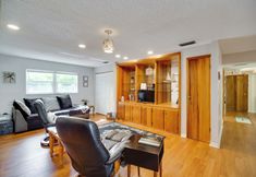 Others 4 Next to Turtle Preserve: Oceanside Florida Retreat