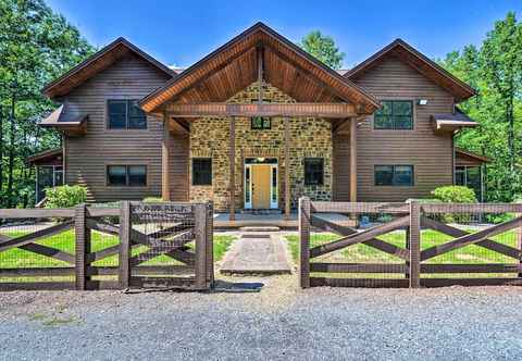 Others Idyllic Mtn Retreat w/ Hot Tub Near Shenandoah NP!