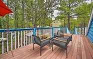 Others 4 Colorful Munds Park Cabin w/ Deck & Fireplace