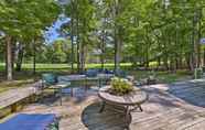 Others 4 Michigan Golf Course Retreat w/ Gameroom & Hot tub