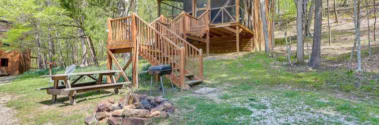 Lainnya Cozy Indiana Cabin Rental w/ Private Porch & Grill