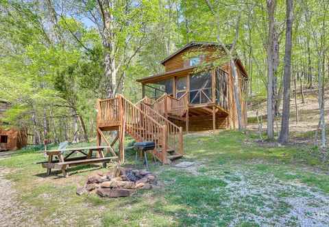 Lainnya Cozy Indiana Cabin Rental w/ Private Porch & Grill