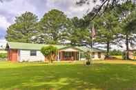 Lainnya Quiet Clayton Home w/ Mountain Views 4 Mi to Lake!