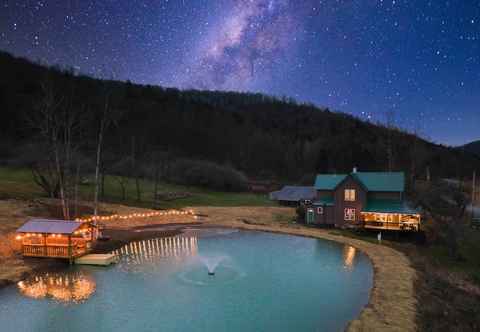 Others The Olde Homestead w/ Fire Pit & Mountain Views!