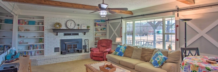 อื่นๆ Spacious Lake Texoma Retreat w/ Updated Interior!