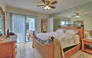 Lainnya 6 Beachfront Indialantic House w/ Furnished Patio!