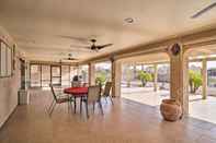 Lain-lain Idyllic Yuma Home w/ Mtn Views - Near Golfing