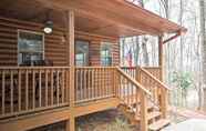 Lain-lain 5 Cozy Hayesville Retreat w/ Deck & Mtn Views!