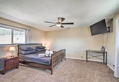 Others 7 3 Mi to Lake Havasu: Family Home w/ Game Room