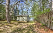 Others 2 Lakefront Branch Cottage w/ Dock, Kayaks & Grill!