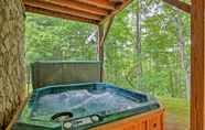 Khác 2 Bryson City Cabin w/ Private Hot Tub & Pool Table!