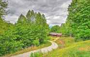 Others 7 Bryson City Cabin w/ Private Hot Tub & Pool Table!