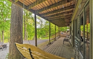 Others 4 Lake Barkley Home: Private Dock, Kayaks, Fire Pit