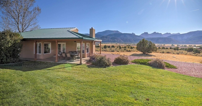 Lain-lain Zion Mountain Guest House w/ Canyon Vistas!