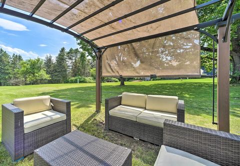 其他 Stylish Suburban Getaway, 10 Miles to Royal Mtn!