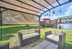 其他 7 Stylish Suburban Getaway, 10 Miles to Royal Mtn!