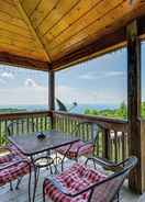 ภาพหลัก Warm & Cozy Cabin w/ Deck on Top of the Blue Ridge