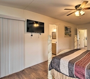 Lain-lain 7 Canalfront Port Charlotte Getaway w/ Boat Dock!