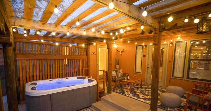 Lainnya Pet-friendly Clovis Home: Yard, Pergola & Hot Tub