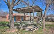 Lain-lain 5 Pet-friendly Clovis Home: Yard, Pergola & Hot Tub