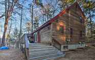 Others 5 Lakeview Forest Cabin w/ Deck < ½ Mile to Beach!