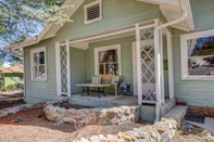 Others Pet Friendly & Historic Prescott Home w/ Fire Pit!