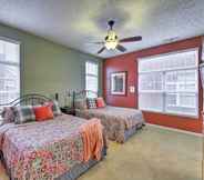 Others 4 Arts & Design District Condo: Steps to Monon Trail