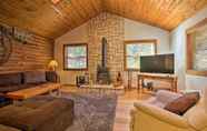 Others 2 Custom-built Cabin W/spacious Deck: 5 Mi to Hiking