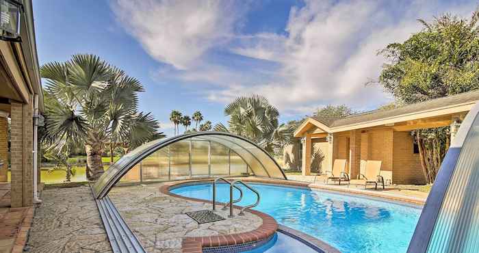 Lain-lain Waterfront Harlingen Home w/ Pool, Patio & Gazebo!