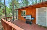 Others 5 Cozy Lakeside Escape w/ Deck: 4 Mi to Rainbow Lake