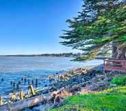 Others 2 Bandon Beach House Rental: Walk to Downtown!