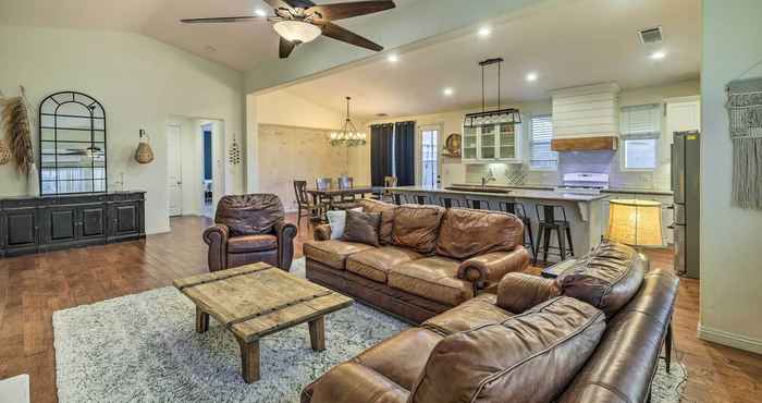 Others Spacious Bakersfield Home w/ Outdoor Pool!