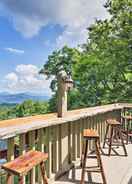 Primary image Cabin w/ Hot Tub & Mountain Views, < 5 Mi to Boone