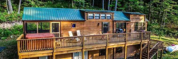 Lain-lain Family Cabin on 6 Acres w/ Lake Access & Hot Tub!