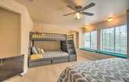 Lain-lain 5 Pine Mountain Club Getaway w/ Game Room!