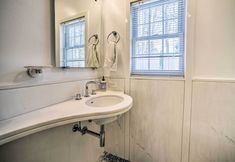 Lainnya 2 Charming Cottage w/ Yard - 2 Mi to Tinker St!