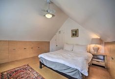 기타 7 Charming Cottage w/ Yard - 2 Mi to Tinker St!