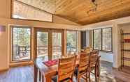 Lain-lain 4 Upscale Cabin w/ Mountain Views + Large Game Room!