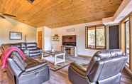 Lainnya 2 Upscale Cabin w/ Mountain Views + Large Game Room!