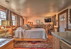 Others 7 Berkeley Springs Haven w/ Sleepy Creek Access!