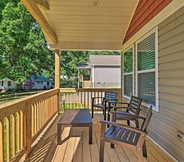 Khác 5 Charming Candler Cottage ~ 12 Miles to Asheville!